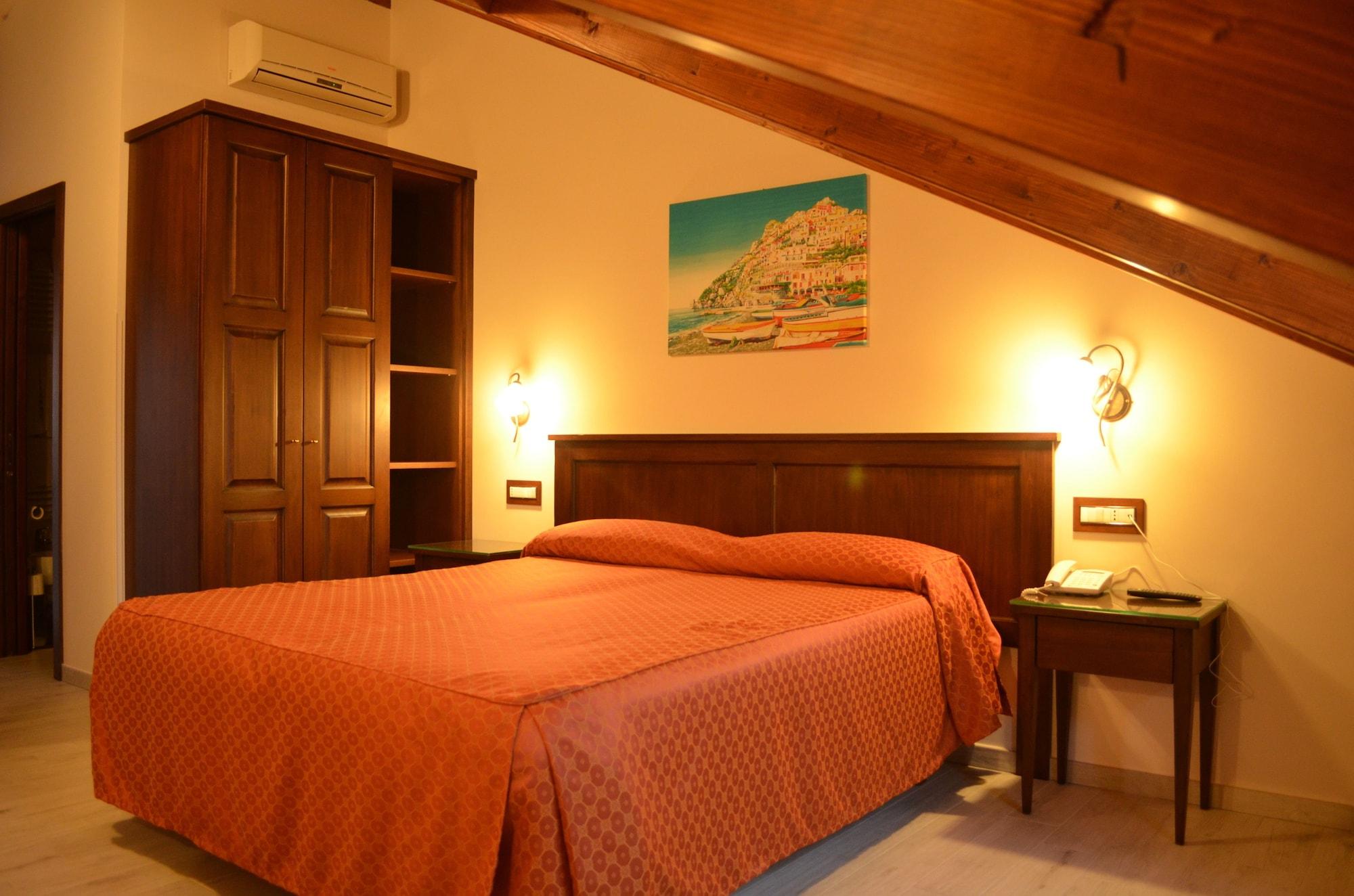 Hotel Due Torri Agerola Exterior foto